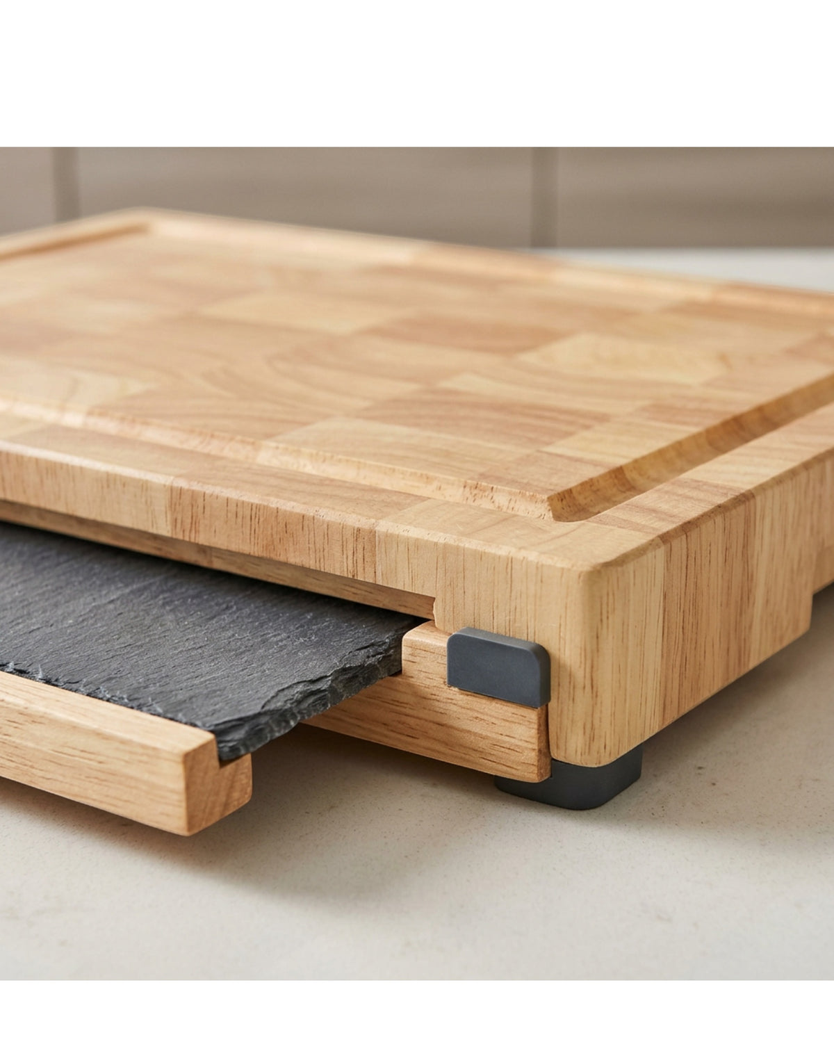 Wvgkn End-Grain Rubberwood Cutting Board with Two Trays 42 x 30 cm Natural Slate - Detail view
